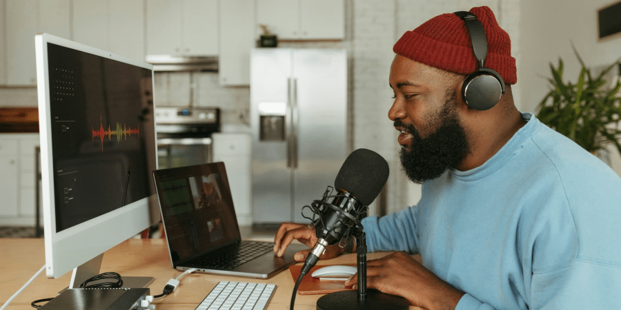 Ears on the Go: Why Podcasts Are Taking Over Your Audio Feed