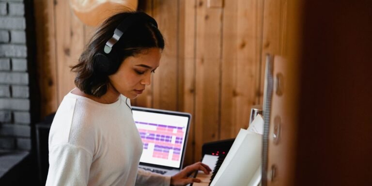 Black Tech Founder DuMarkus Davis Builds Musicbuk Toward A Billion-Dollar Vision